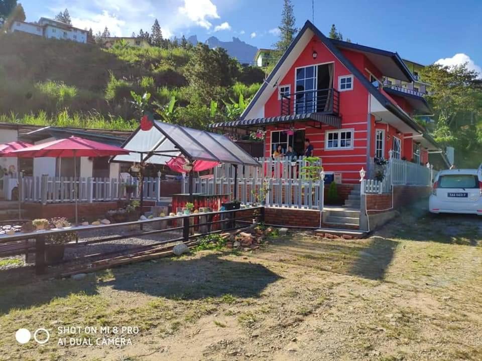 Berries Residence Kampong Kundassan Екстер'єр фото